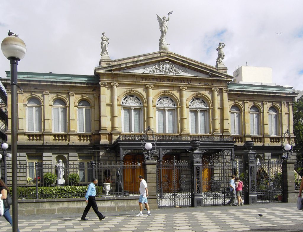 https://en.wikipedia.org/wiki/File:National_Theatre_of_Costa_Rica.jpg#filelinks