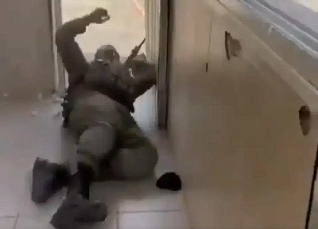 israeli soldiers are both genocidal and STUPID!
